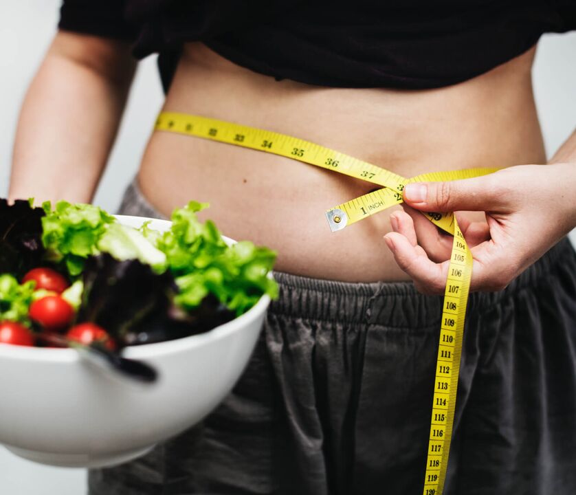 Untuk menurunkan berat badan, sebagian besar makanan harus berupa hidangan sayuran.